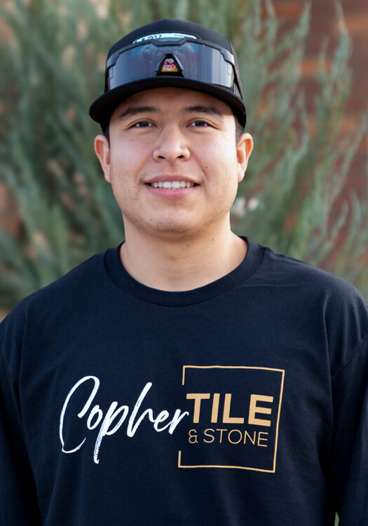 Manny-headshot Manny Perez Lead Tile Installer